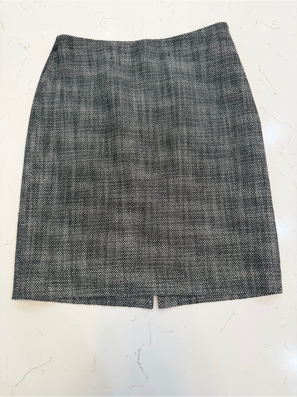 White House Black Market Black & White Tweed Pencil Skirt